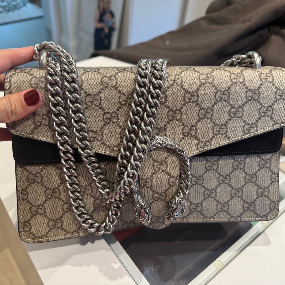 Gucci Beige and Black Shoulder Bag with Silver Chain